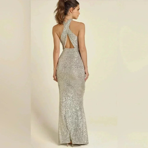 ❄️🪩Sequin Keyhole Gown 🪩❄️ NWT - Picture 7 of 16